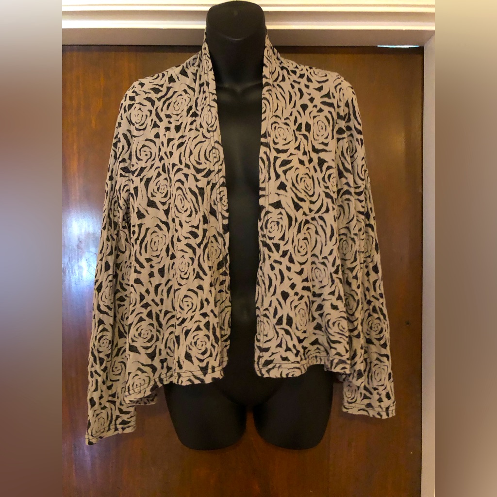 Cut Loose Black And Gray Sweater - Size S